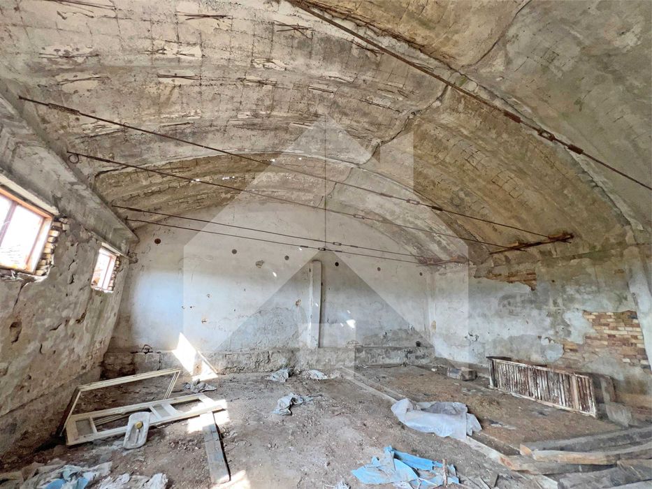 Продава БИЗНЕС имот СКЛАДОВЕ с ЖИЛИЩНА част в с. Стоян Михайловски