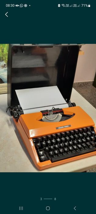 Mașină de scris Silver Reed impecabilă