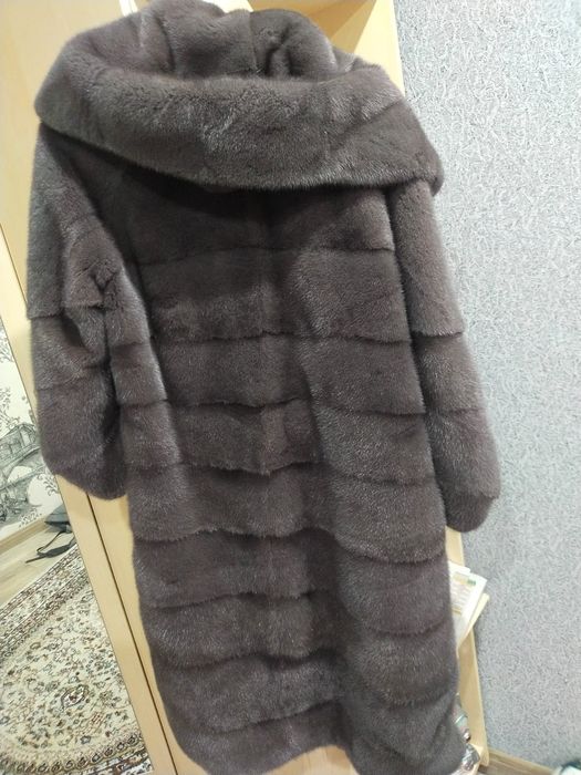 Продам шубу норковая