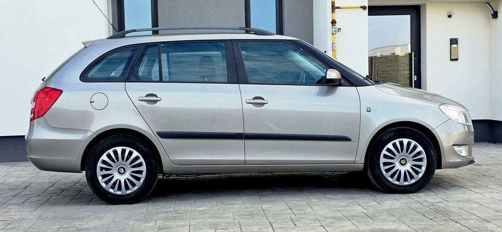SKODA Fabia 2011 — imagine 4