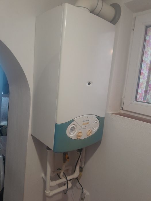 Centrala termica pe gaz ARISTON.