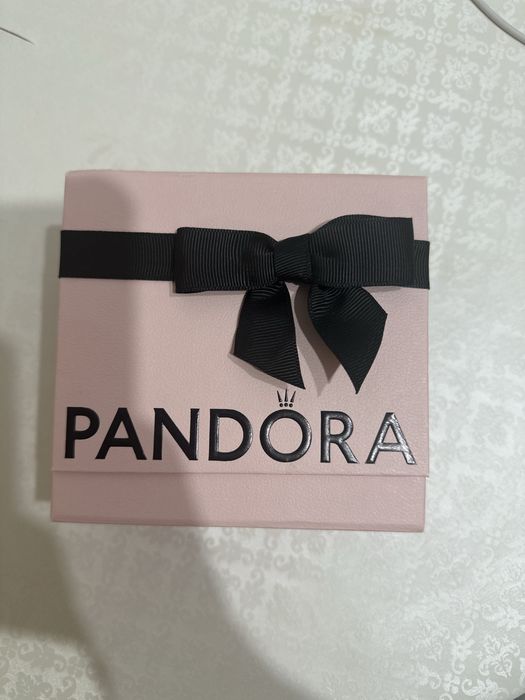 Продам серьги пандора