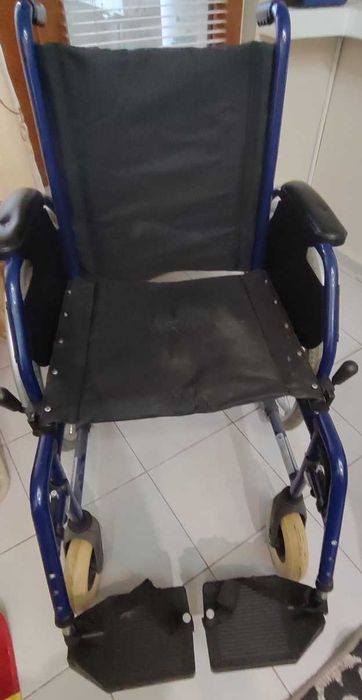 Продавам инвалидна количка-VERMEIREN