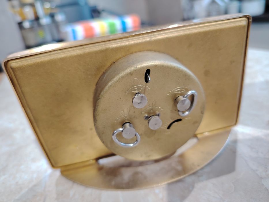 Два ретро часовника