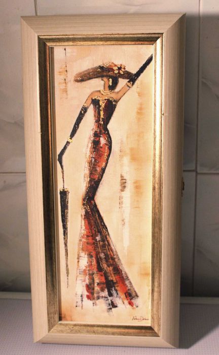 Шкафчик ключница для прихожей