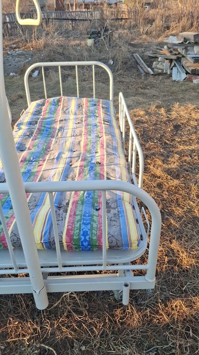 Продам после операционную кровать