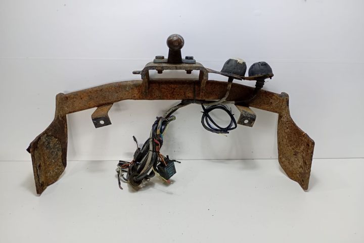 Carlig remorca Ford Transit a 3-a generatie