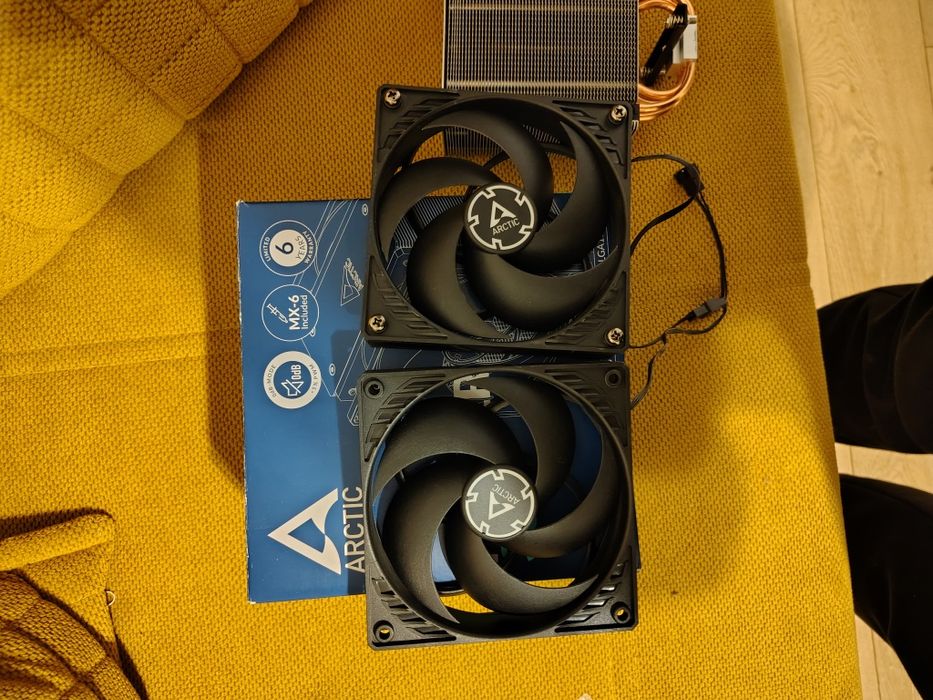 Cooler si sursa  seasonic si artic freezer