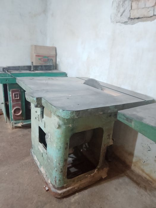 Mebel stanok Frezer Arra Randa