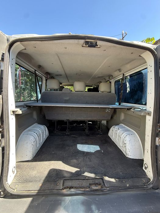 Opel vivaro 2012