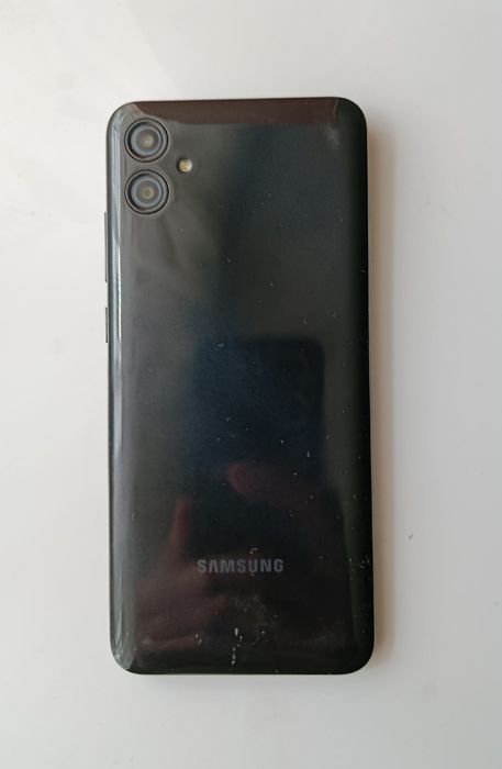 Телефон Samsung A04e