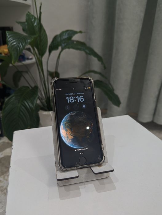 Айфон се 2 поколение/iPhone se gen 2