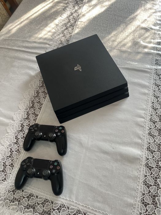 Ps4 pro.