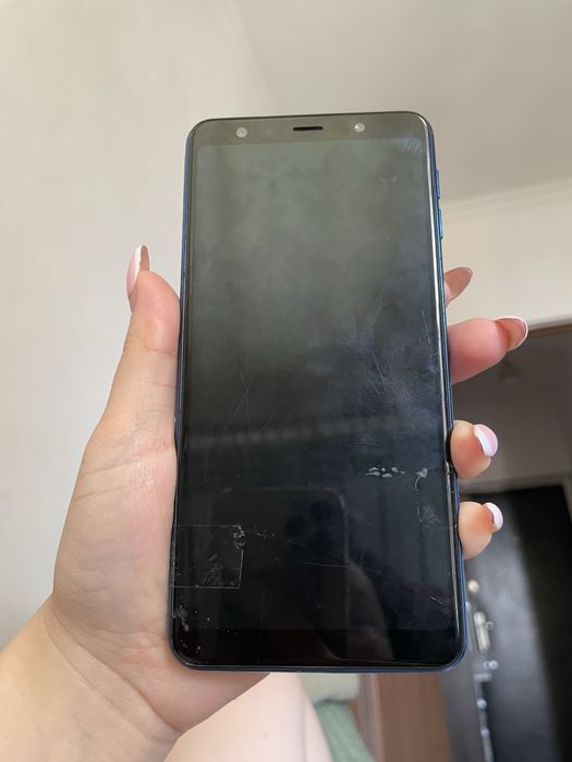 Samsung a7 продается , можно на запчасти
