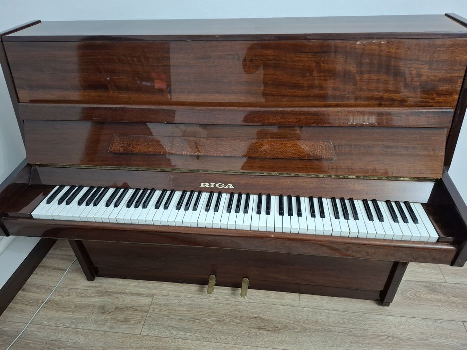 Продаётся пианино Рига