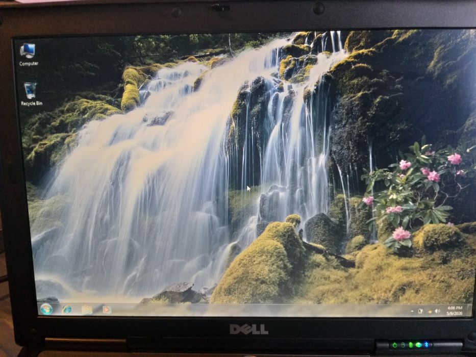 Laptop Dell D620, T7200 - 2 Ghz,2 Gb DDR2, serial port, hdd 80  gb