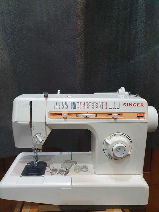 Masini motoare si pedale pentru cusut electrice