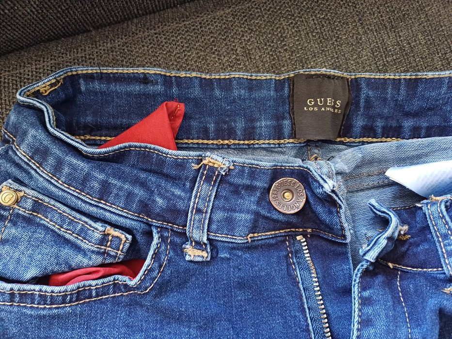 Дамски дънки guess, размер 28