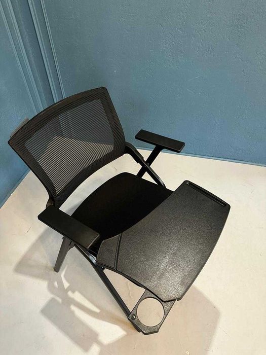 Стул складной с пюпитром