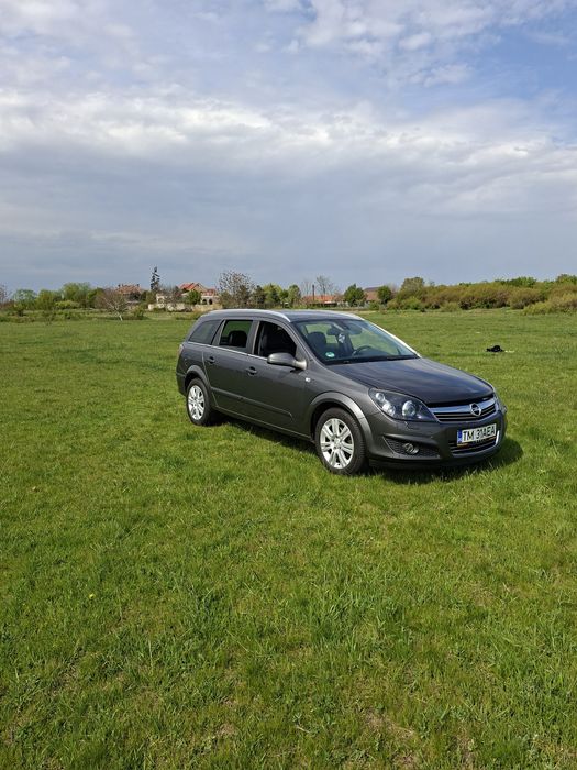 Opel Astra  H 1.6 Benzină