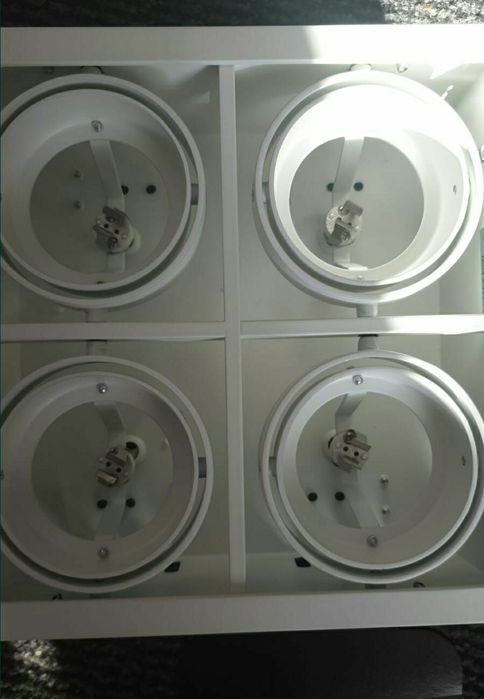 Spot pentru 4 led-uri