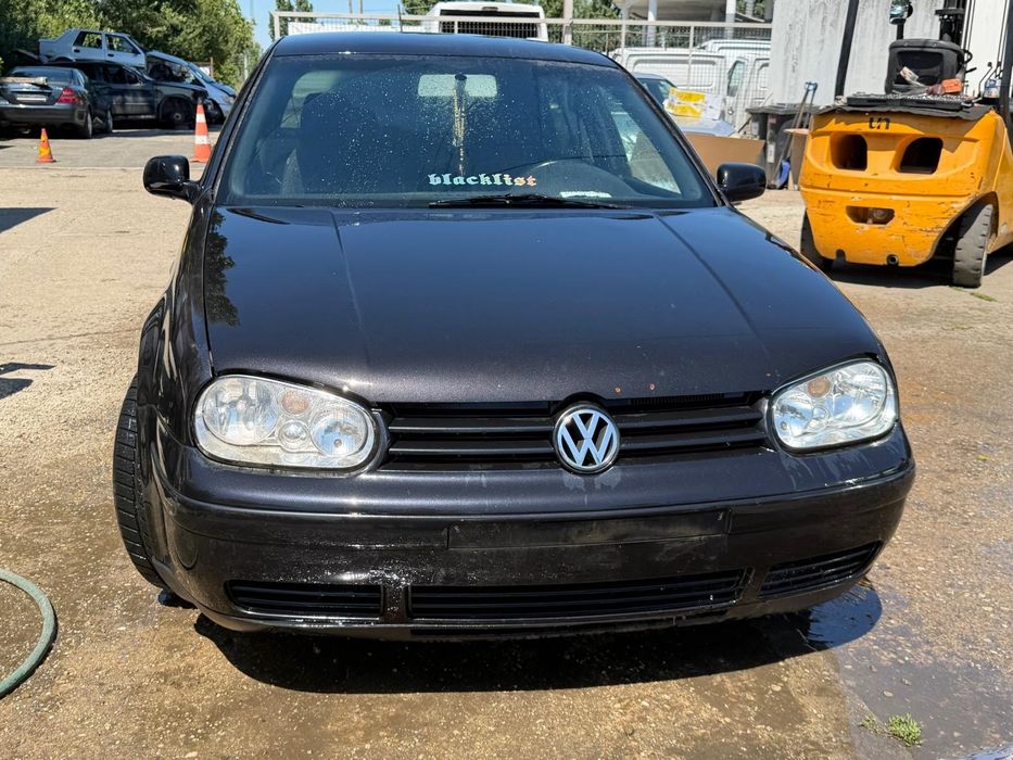 Dezmembrez Golf 4 1.4B 1.6B 2003 BAD AVU, AXP