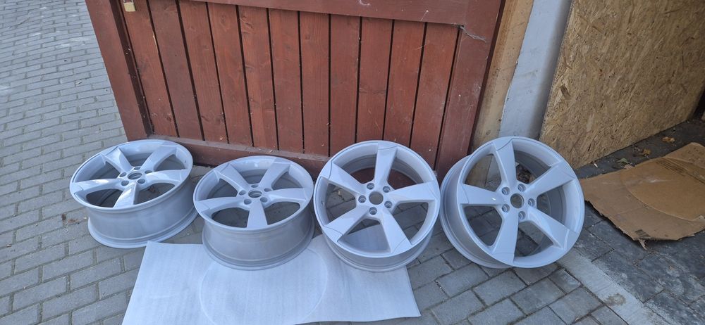 Vând set 4 jante aliaj 18x8J – stare bună
