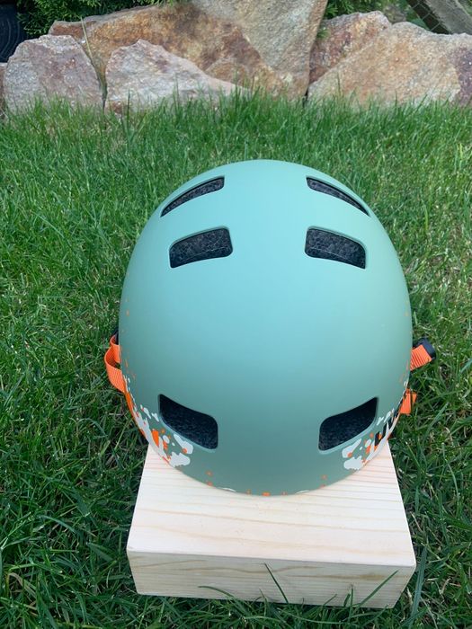 Căști de schi și bicicleta