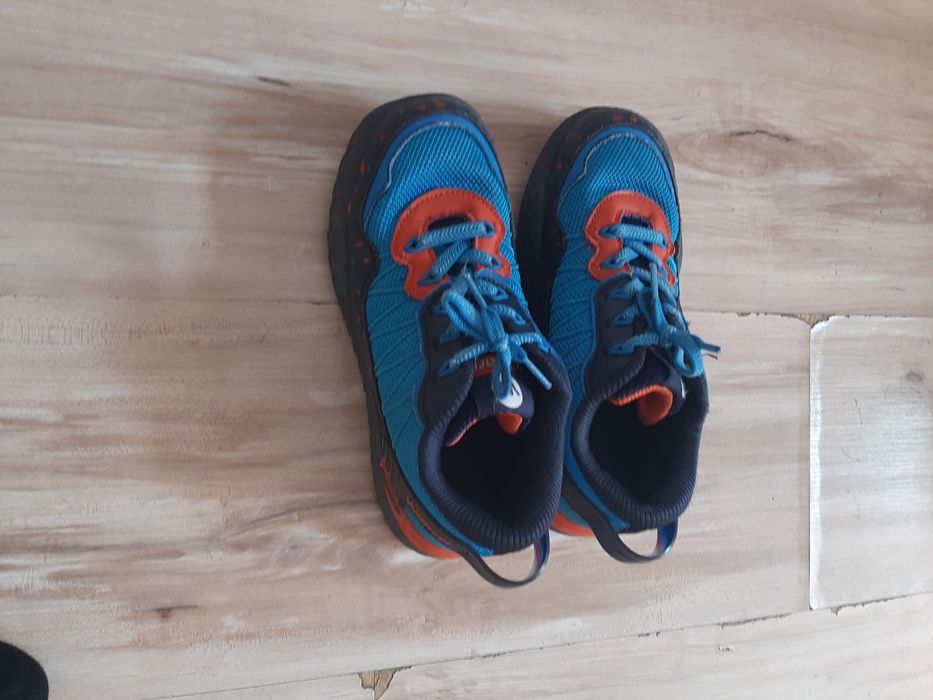 Adidasi copii marimea 33