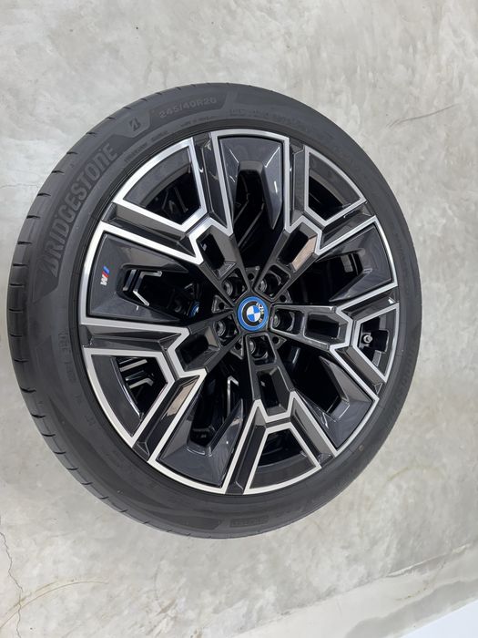 Jante Bmw i5 G60 R20 G61 M939 Originale Bridgestone 2024 Vara