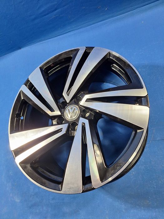 1 Janta Aliaj 5x112 20'' OEM VW Touareg III CR - 9J ET 33 - NOUA !