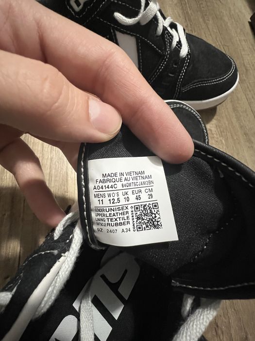 Converse adidasi, marimea 45 EUR