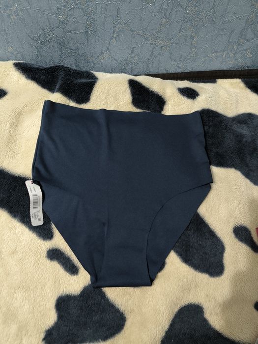 Женское белье в продаже