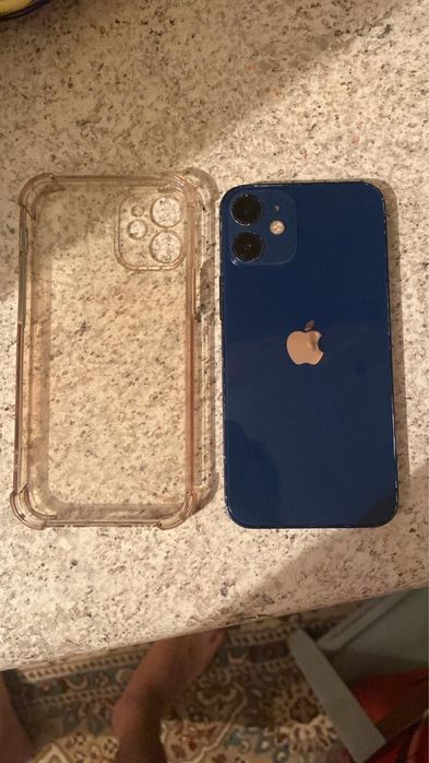 Продам айфон 12мини