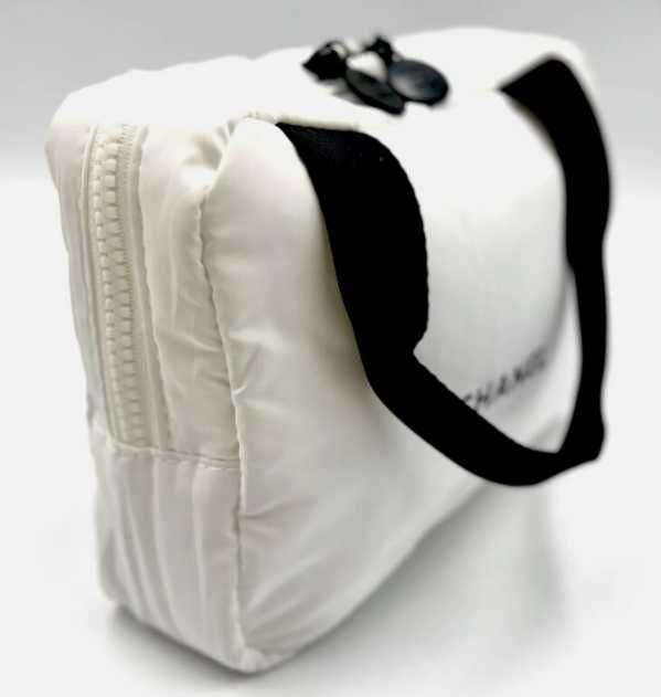 Chanel Mini Boston, козметична чанта, несесер