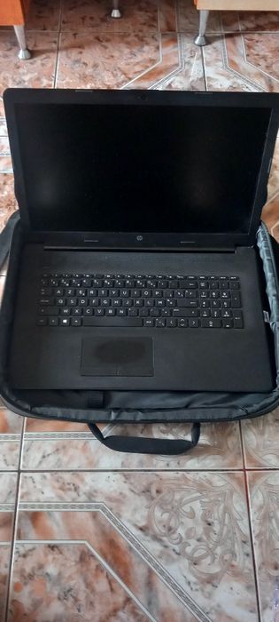 Laptop aproape nouu