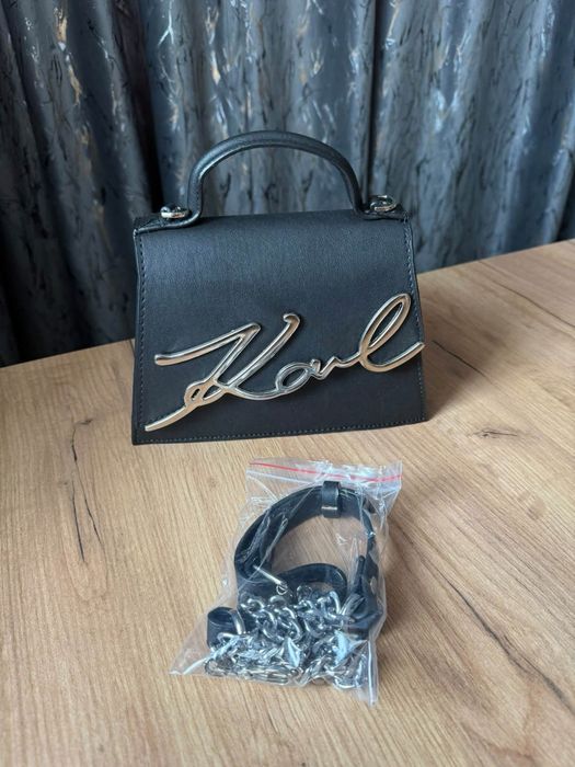 Geanta Guess crem