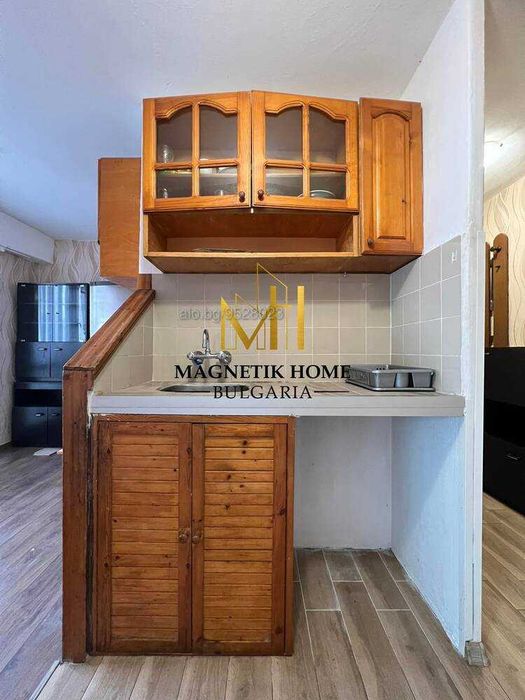 Дава се под наем Тристаен апартамент в Бургас, Братя Миладинови - 75 кв.м за 306 € - Снимка #1