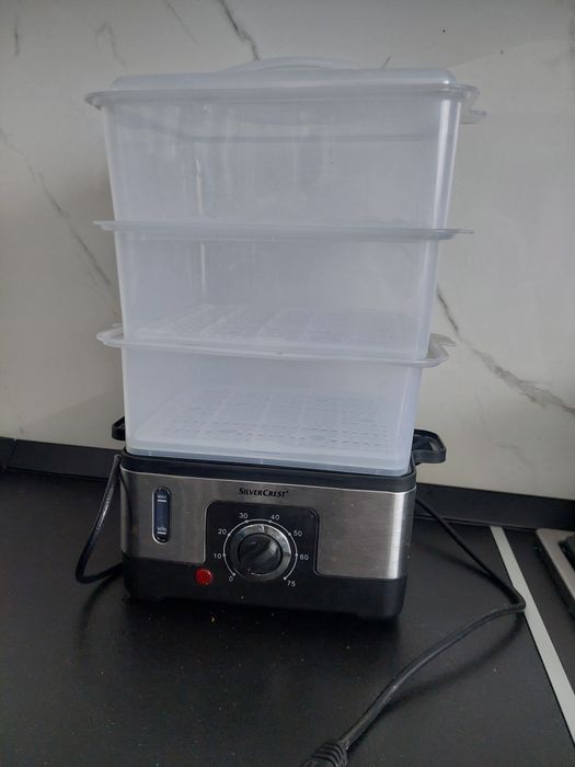 Aparat de gatit cu aburi