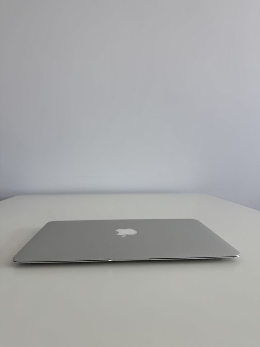 MacBook Air 11インチ Mid2012 4GB 128GB MacBook Air (11-inch, Mid 2012) - 技術仕様 - Apple サポート (日本)