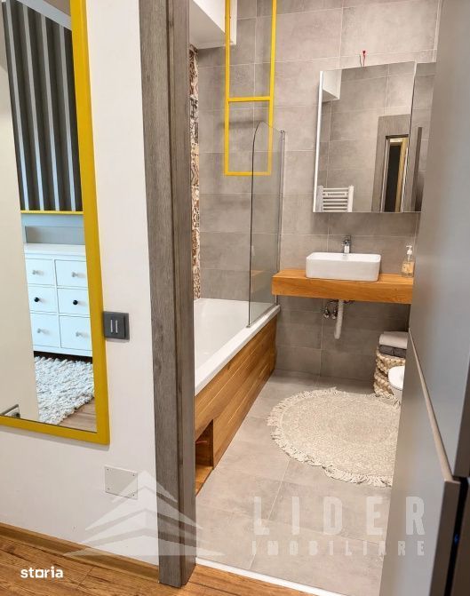 Apartament cu 3 camere de vanzare in Buna Ziua, mobilat si utilat.
