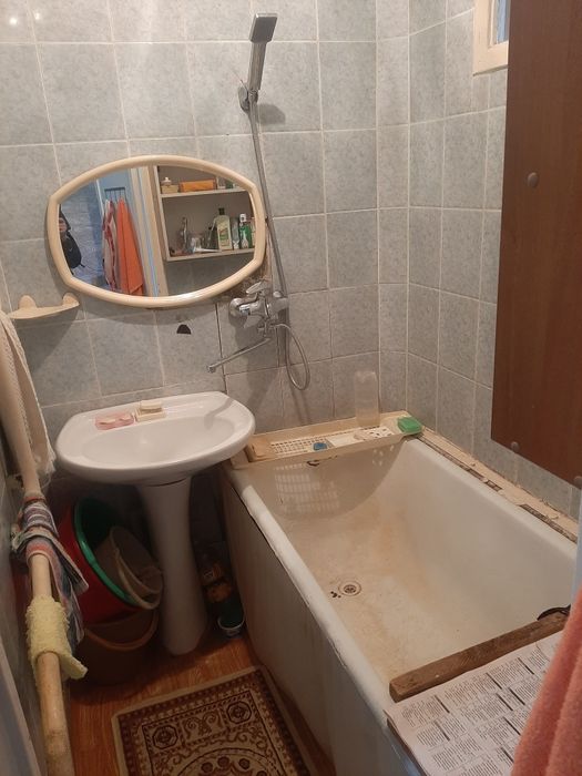 Продам 2х Наб.Славского 28(брежн.)!