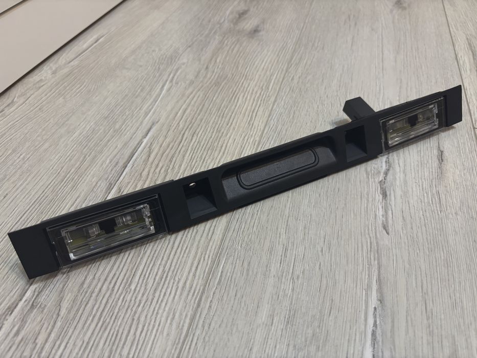 Дръжка за Багажник с осветление BMW E83 X3 Е83 Х3