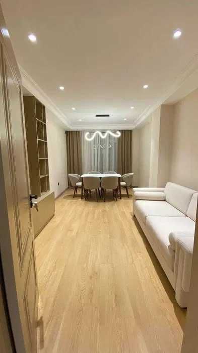 Сдается квартира на  Юнусабад 3/15/16 78м2 ЖК "Дипламат" ((Хонсарой)