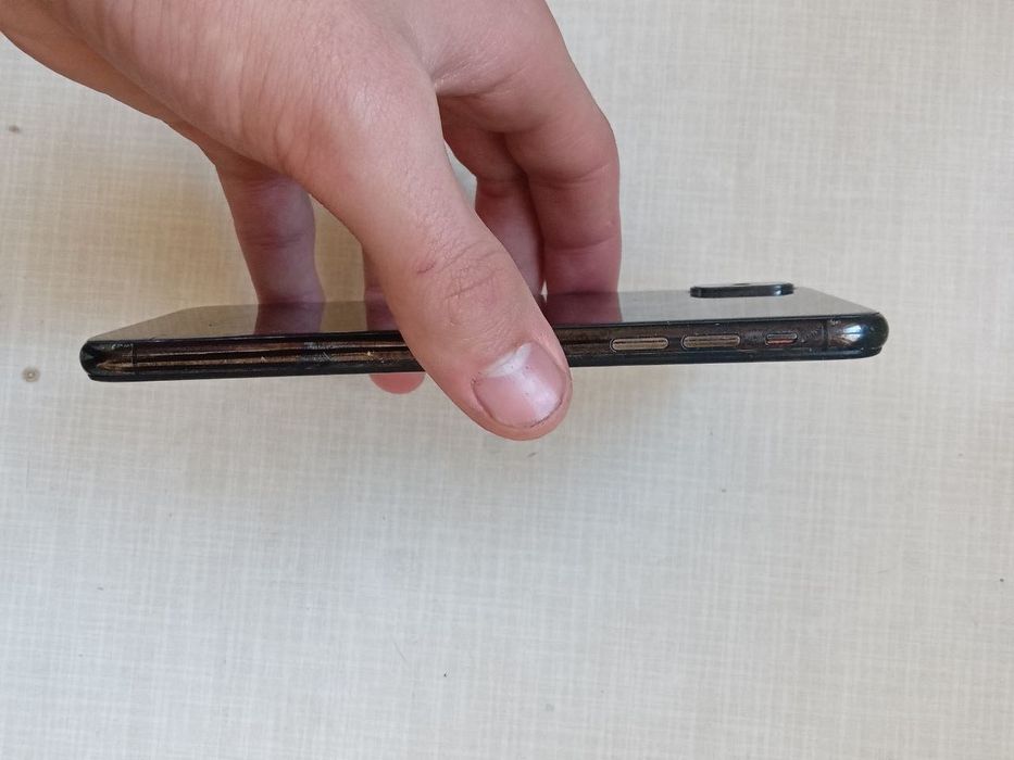 iPhone XS Max 64 tali abmen ham bor