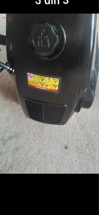 Vand barca din fibra + motor.