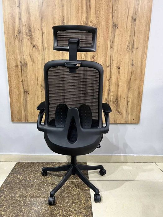 Офисное кресло Helmut для Вас!