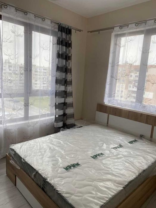 Тристаен апартамент в Тракия