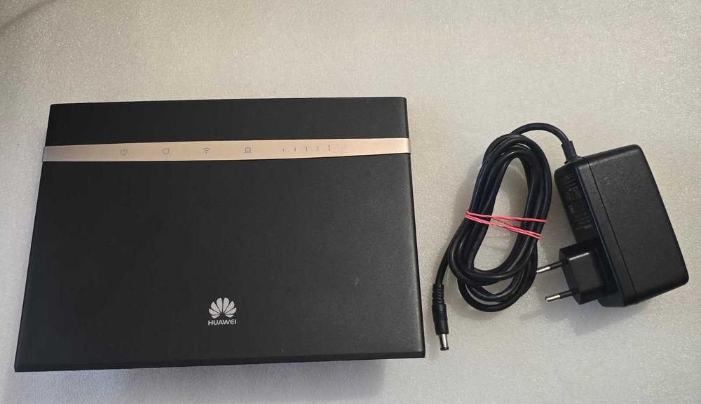 Router Wireless 4G+ Huawei B525s-23a LTE Cat6 300Mbps Dual-Band AC Gigabit Liber Retea