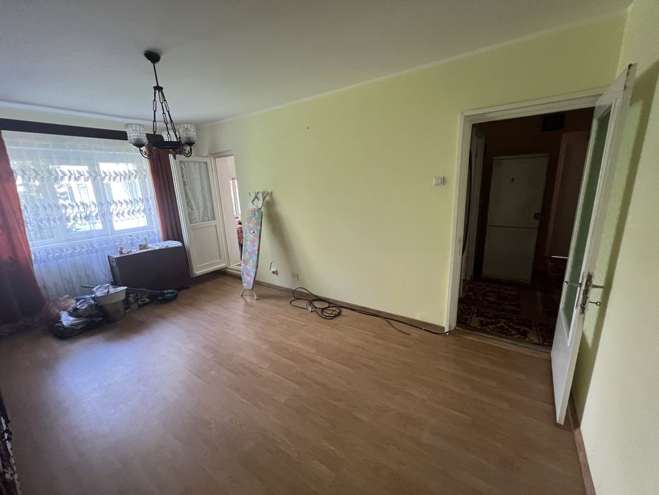 Apartament 2 camere de vanzare
